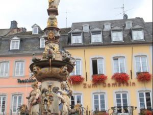 ua120727trier46.JPG
